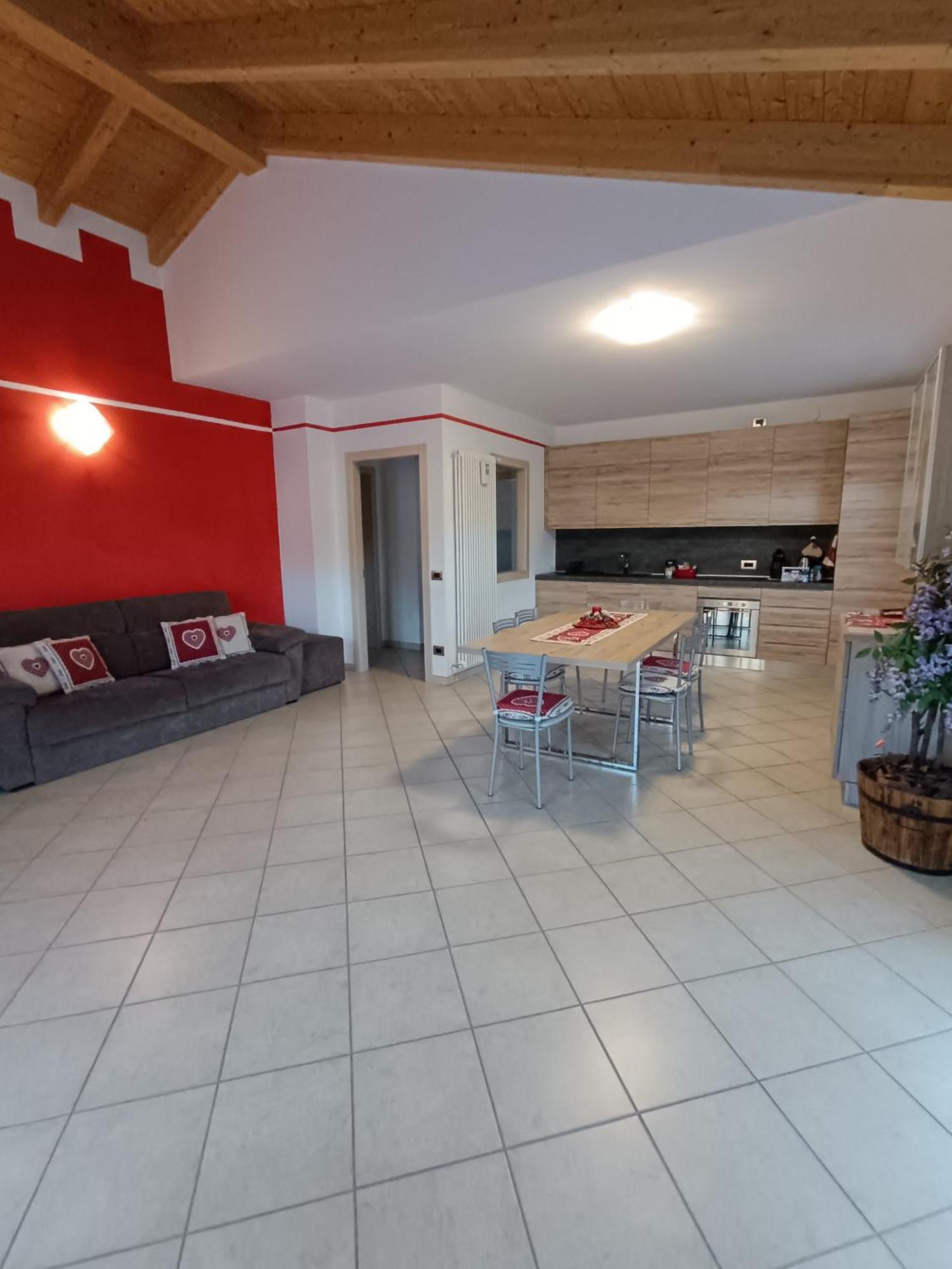 Pisolo Selvaggio Apartment Tirano